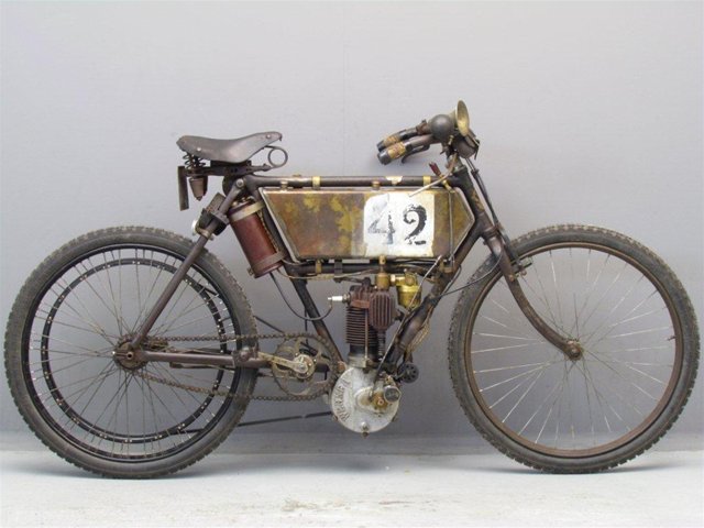 Ретро велоцикл Werner Course 1903