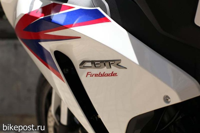 Мотоцикл Honda CBR1000RR 2012i
